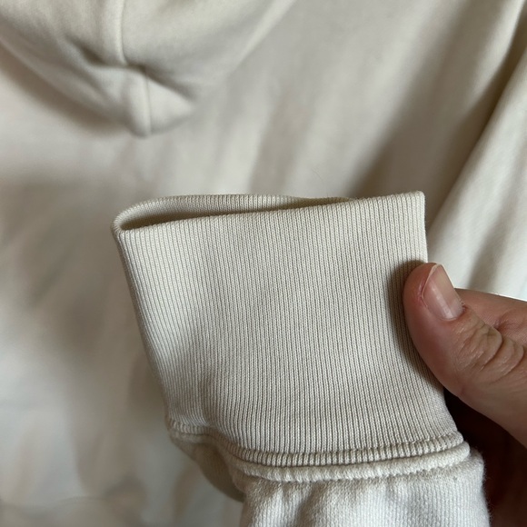 Uniqlo x Mofusand Kids Sweater size youth 13 - Picture 4 of 6